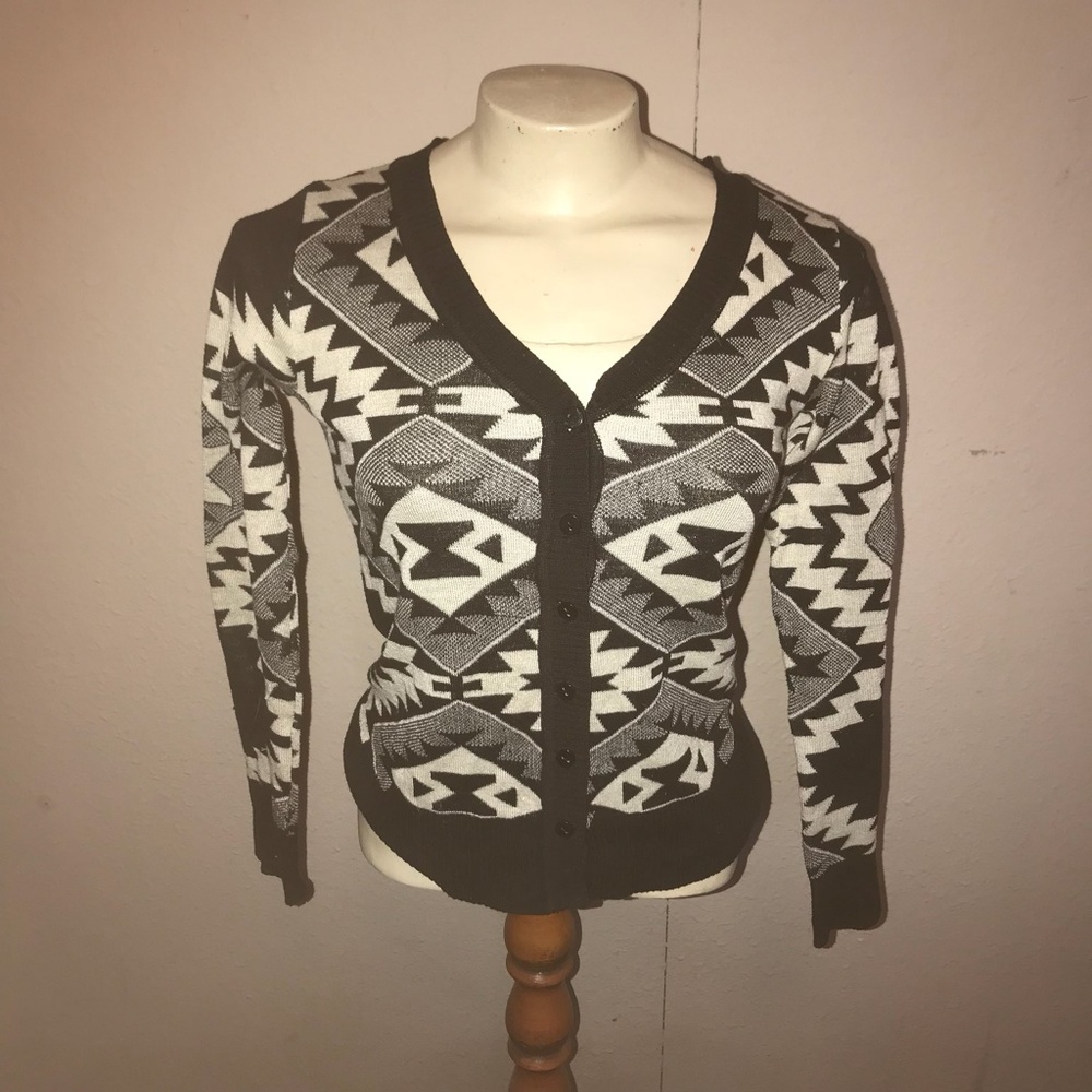 Black & White Aztec Print Cardigan Sweater